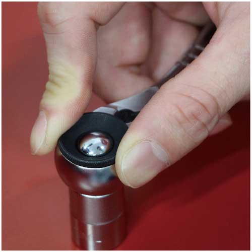 TONE コンパクトショートラチェットハンドル(早回し・ホールドタイプ) RH4CHQS