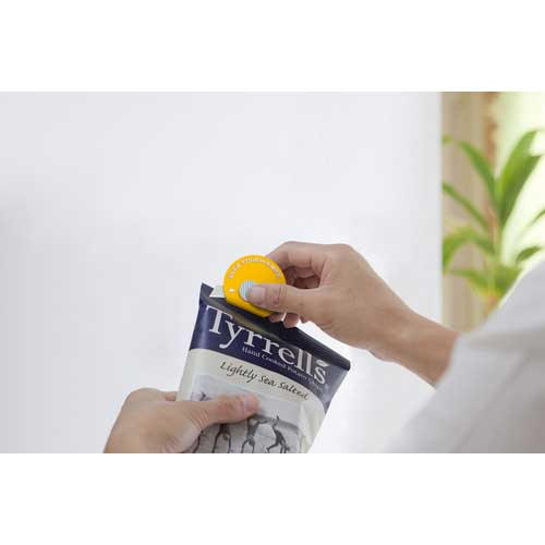 OLFA カッターナイフ タッチナイフベンリー 2個パック 31B2